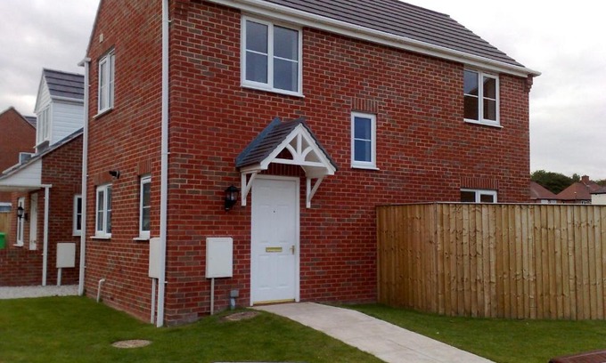 Nottingham House | WHOLE HOUSE with 3bedrooms New Build Nottingham 29