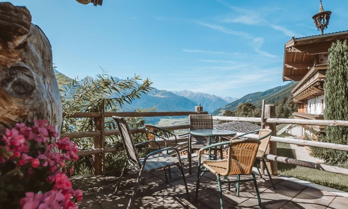 Bramberg am Wildkogel Apartment | Wiedhölzl by Interhome