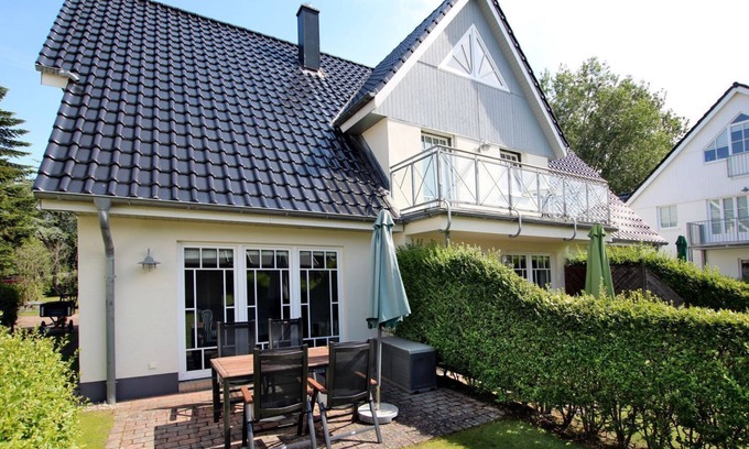 Wyk auf Foehr House | Wiesenweg 4a, Whg. 1 - Ferienwohnung mit 3- Zimmern auf ca. 100m²