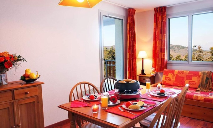 Ax-les-Thermes Apartment | Wifi, 100m from ski slopes, fitness, swimming pool, sauna, ski locker, 23m², Ax-Les-Thermes
