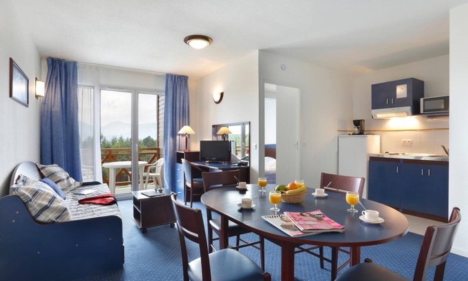 Pyrenees 2000 Apartment | Wifi, fitness, terrace, balcony, tv, ski locker, 30m², Pyrénées 2000