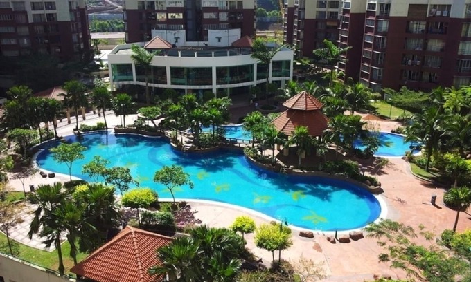 Kuala Lumpur Apartment | Wifi.InternetTV.Pool.35 min to 20th Century Fox World Malaysia.