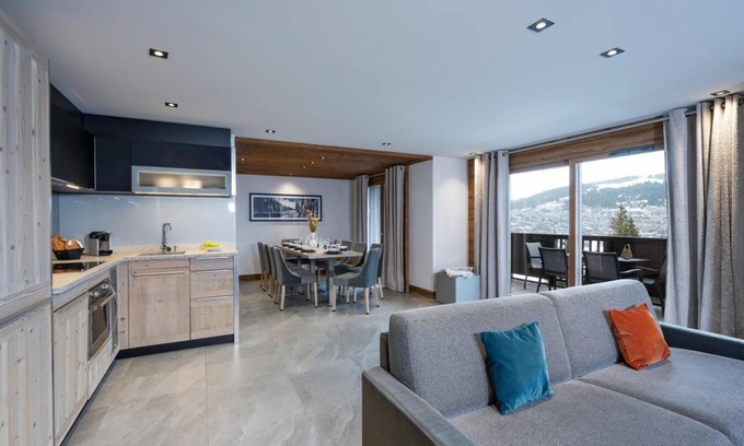 Les Saisies Apartment | Wifi, view mountain, fitness, swimming pool, sauna, hammam, balcony, parking, tv, ski locker, 100m²