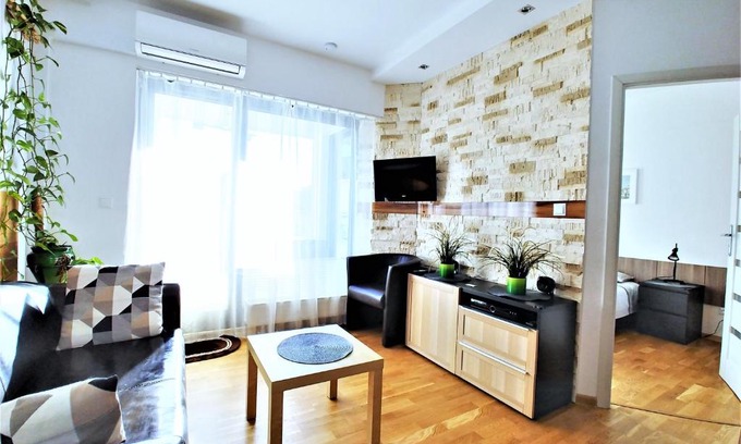 Wilanow Apartment | Wilanow Apartment