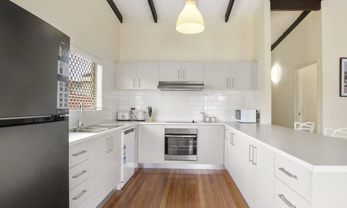 Shelly Beach Apartment | William St 1/70 Moffat Beach