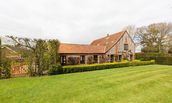 West Beckham House | Williams Barn