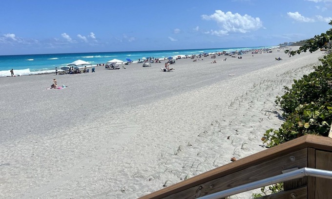Juno Beach House | Windsor castle, Juno beach, close to water, park, shopping mall and major highwa