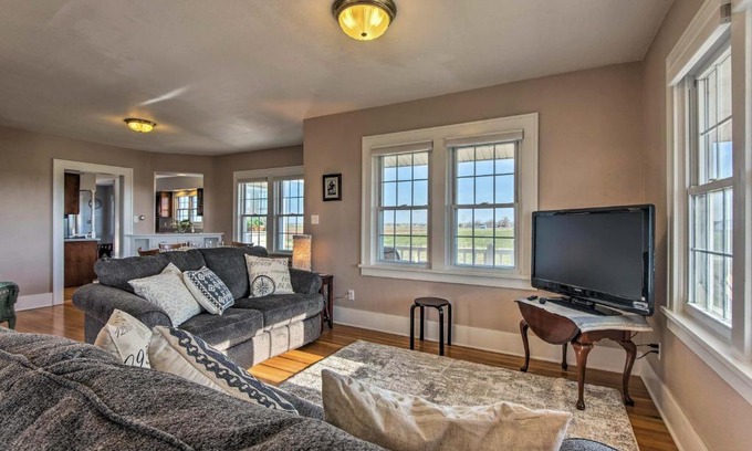 Windsor House | Windsor Home - Scenic Views - 20 Min to Ft Collins