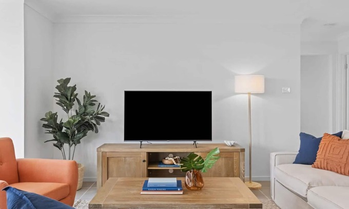 Cessnock House | Wine Down 700m walk to Cessnock CBD