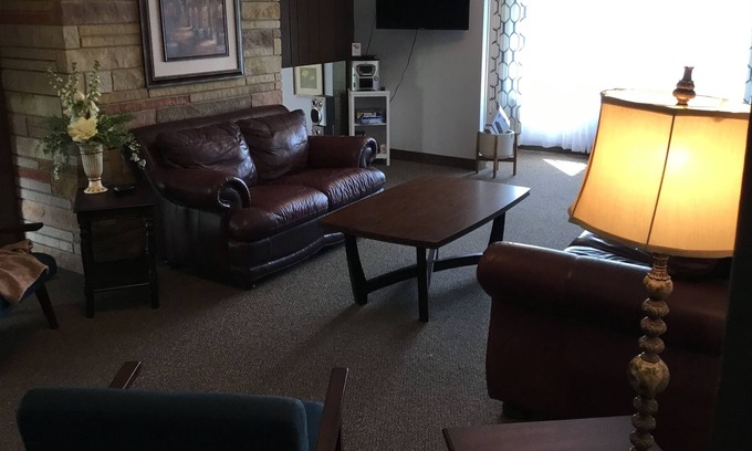 Wooster House | Winemakers Cottage close to Amish Country, Mohican, Mansfield, Wooster