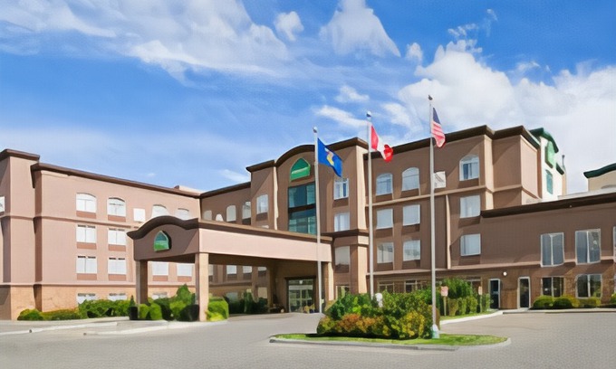 Midnapore Hotel | Wingate by Wyndham Calgary South