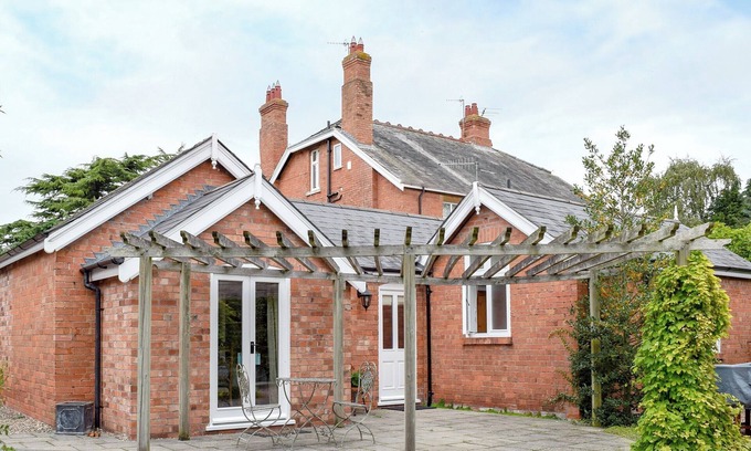 Malvern Cottage | Winner of 2013 Self Catering Award.
