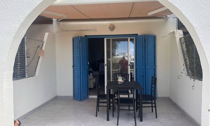 Paphos Cottage | WINTER SUN BY THE MED1nFully remodeled townhouse 5 minutes' walk from sea front