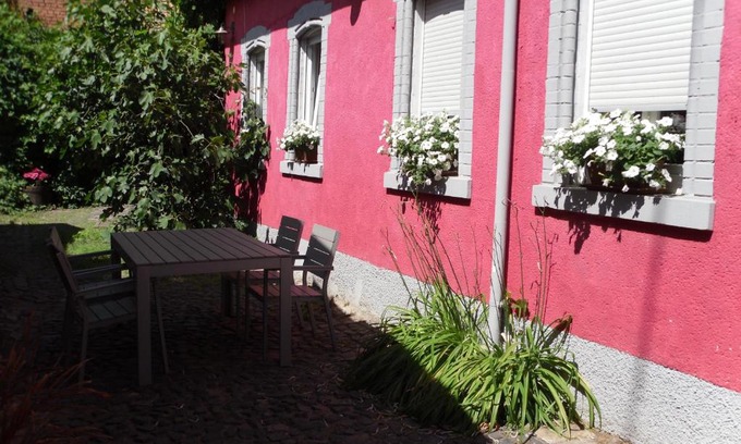 Neustadt-Geinsheim House | Winzeranwesen - Weingut Christian Eberley - Haupthaus I MINDESTAUFENTHALT 4 NÄCHTE - MINIMUM STAY 4 NIGHTS