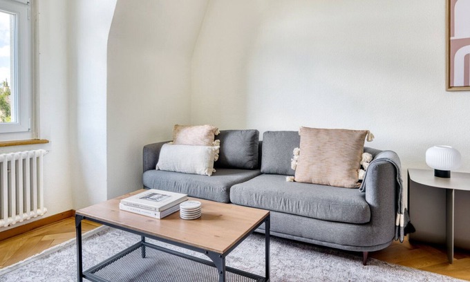 Wipkingen Apartment | Wipkingen 3.5 Room w/ Storage & W/D, 2 mins to Mkt