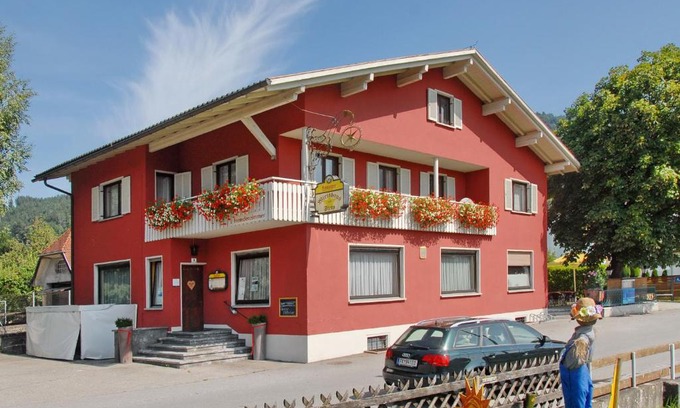 Satteins Hotel | Wirtshaus zum Stern