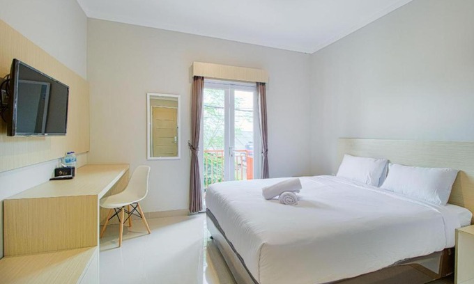 Cilandak Hotel | Wisma Minongga By SPAZIE