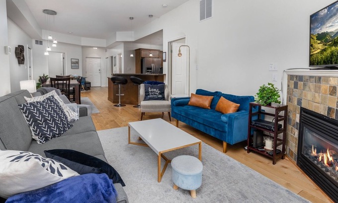 North End Condo | With an unobstructed view, this centrally located condo is perfect for your next getaway