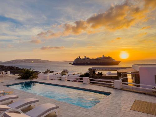 Tourlos House | With-inn Mykonos Suites