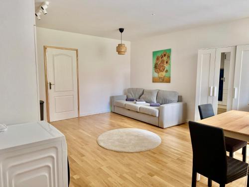 Wiener Neudorf Apartment | WN Modern Apartments with Terrace Patio