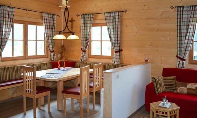 Fusch an der Grossglocknerstrasse House | Wonderful private villa for 8 guests with WIFI, TV, terrace, pets allowed and parking