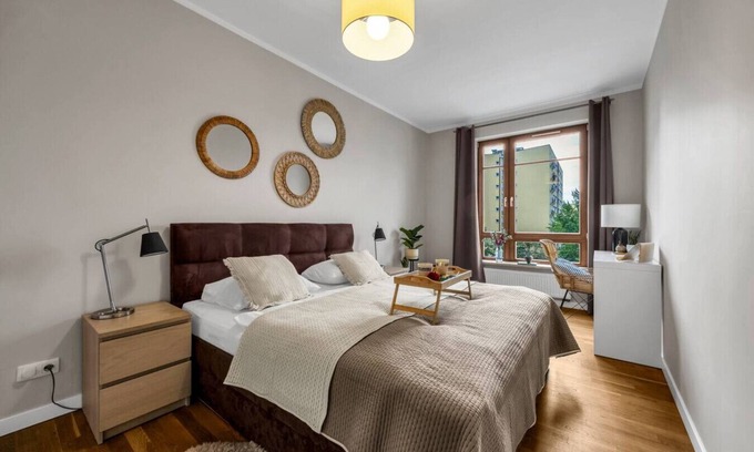 Wola Apartment | Wola Prestige Apt - Parking, Balcony - By Rentujemy