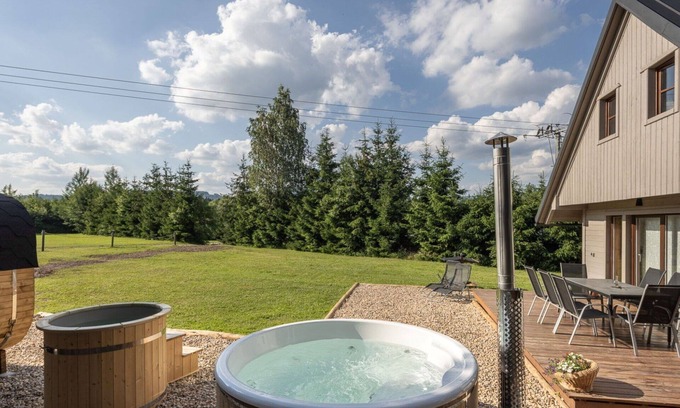 Dolni Branna House | Wonderful private villa for 10 people with hot tub, WIFI, TV, terrace and pets allowed