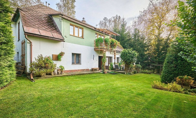 Lanov Villa | Wonderful private villa for 12 guests with WIFI, private pool, TV and terrace