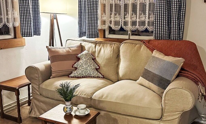 Studenec House | Wonderful private villa for 8 guests with WIFI, TV, patio and pets allowed
