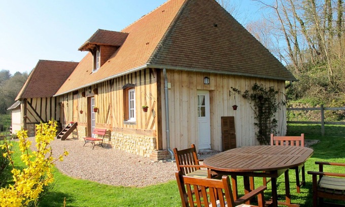 Courtonne-la-Meurdrac House | Wonderful private villa for 5 people with WIFI, TV and pets allowed