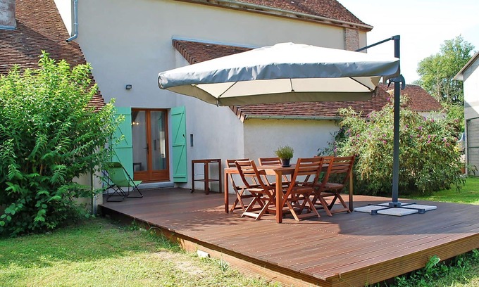 Saint-Romain-sur-Cher House | Wonderful private villa for 6 guests with WIFI, TV and terrace