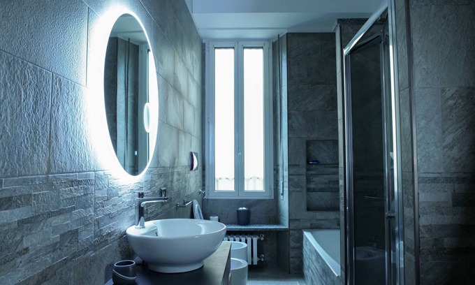 Porta Romana Apartment | Wonderful apartment in the historic center of Milan - KING SIZE BED