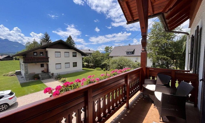 Augsdorf House | Wonderful private villa for 6 people with WIFI, TV, patio and parking