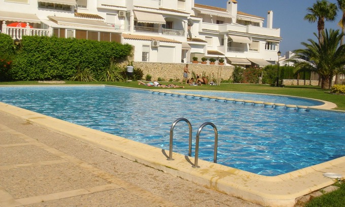 Altea House | WONDERFUL BUNGALOW WITH SWIMMING POOL NEXT TO THE ALTEA OLD HELMET
