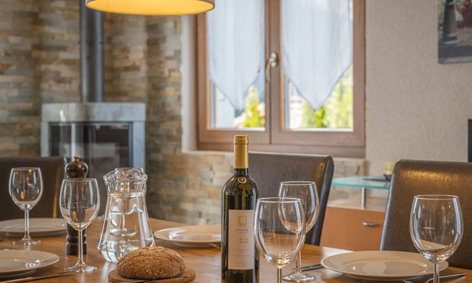 Chamoson House | Wonderful private villa for 6 people with WIFI, TV, terrace and pets allowed