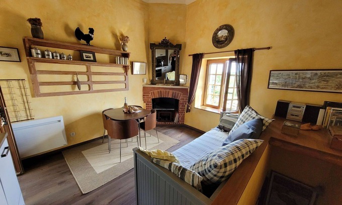 Chissay-en-Touraine House | Wonderful private villa for 3 people with WIFI, TV, terrace and panoramic view