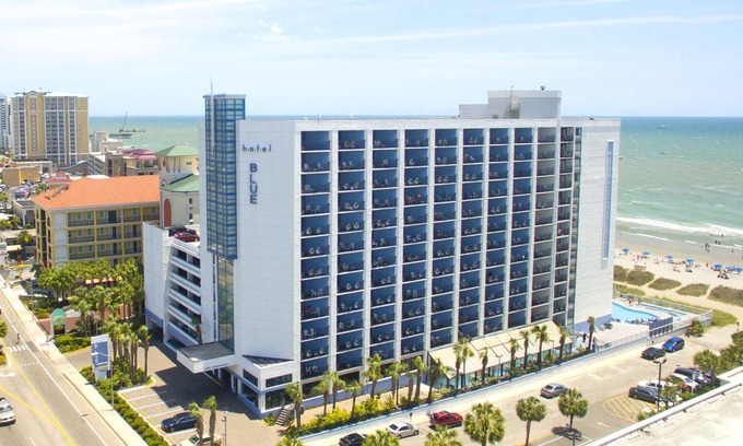 Myrtle Beach Resort | Wonderful Oceanfront Efficiency w/ Balcony + Official On-Site Rental Privileges