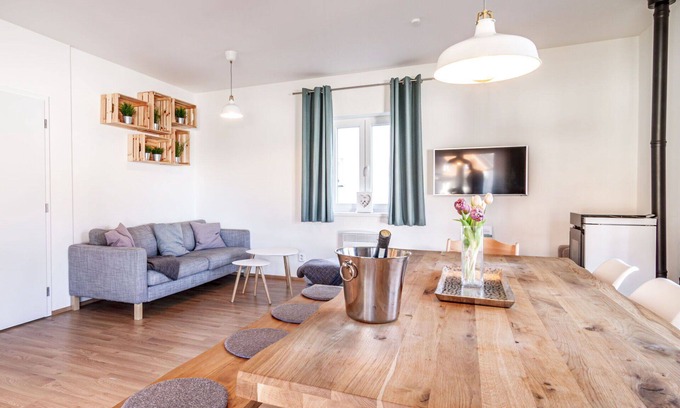 Frymburk House | Wonderful private villa for 5 people with WIFI, TV, terrace, pets allowed and parking
