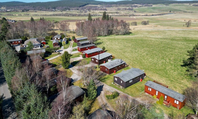 Cullachie House | Wonderful private villa for 4 guests with WIFI, TV, patio, pets allowed, panoramic view and park.