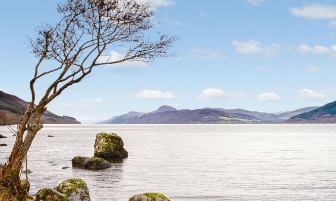 Invermoriston House | Wonderful private villa for 4 guests with WIFI, TV, patio and parking