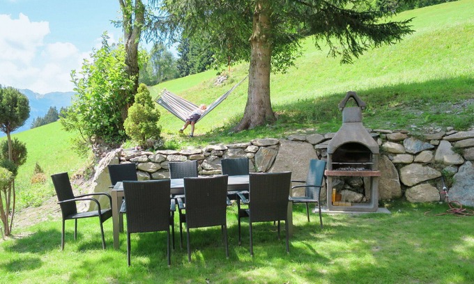 Stummerberg House | Wonderful private villa for 10 guests with WIFI, TV and patio