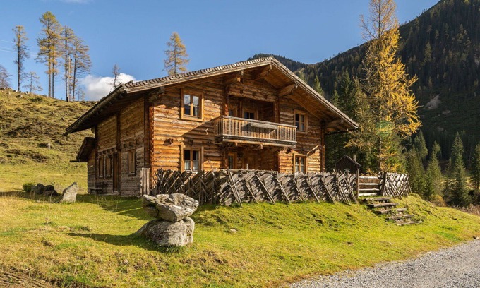 Untertauern House | Wonderful private villa for 17 guests with WIFI, TV and balcony