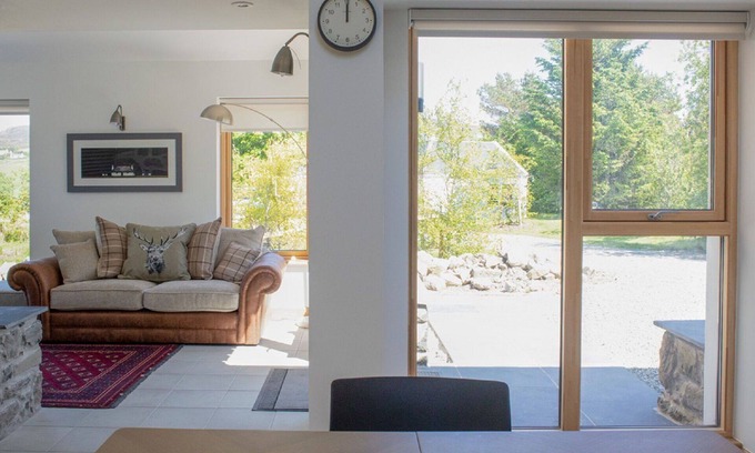 Suladale House | Wonderful private villa for 2 people with WIFI, TV, patio and panoramic view