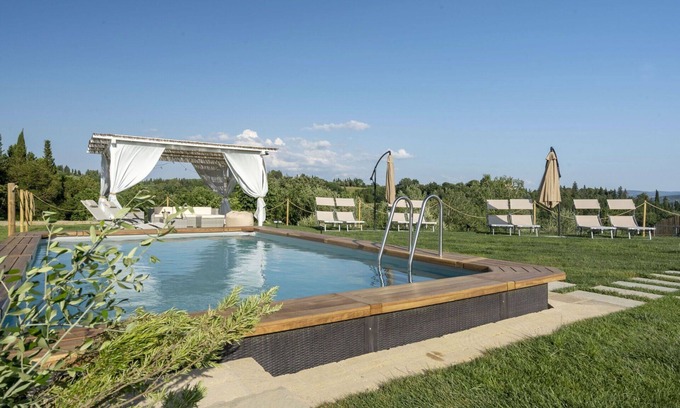 Sorrezzana Villa | Wonderful private villa with private pool, A/C, WIFI, TV, patio, pets allowed and panoramic view