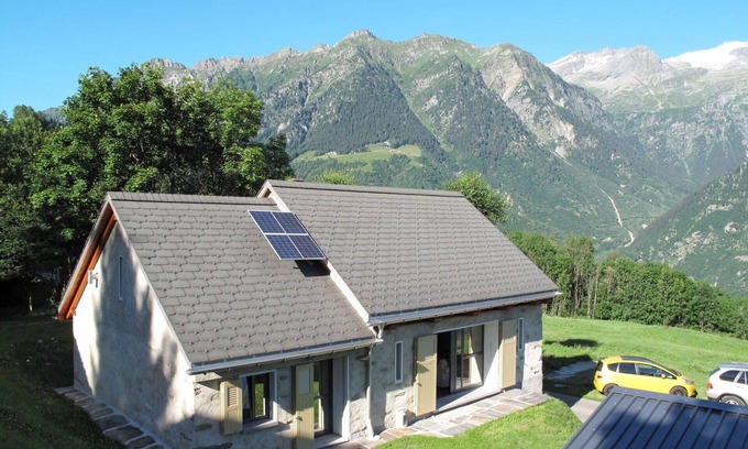 Ponto Valentino House | Wonderful private villa for 8 people with TV, patio and pets allowed