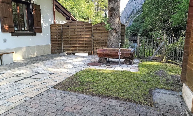 Moutier House | Wonderful private villa for 6 people with WIFI, TV, terrace and pets allowed