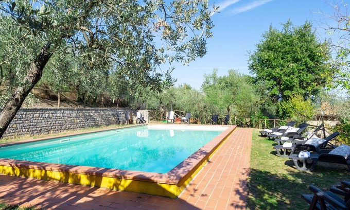 Montevarchi Villa | Wonderful private villa with WIFI, private pool, TV, balcony, pets allowed and panoramic view