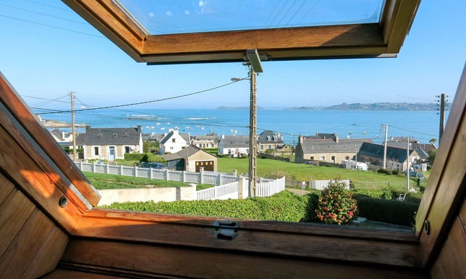 Tredrez-Locquemeau House | Wonderful private villa for 4 people with terrace