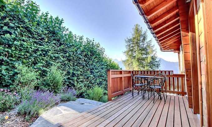 Ovronnaz House | Wonderful private villa for 8 guests with WIFI, TV, terrace and panoramic view