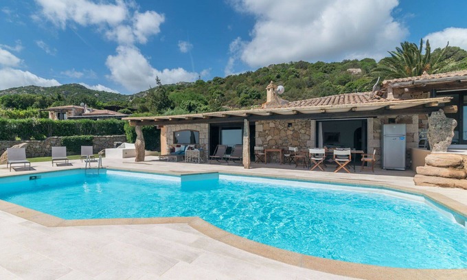 Porto Cervo Villa | Wonderful private villa for 9 guests with private pool, WIFI, A/C, TV and patio